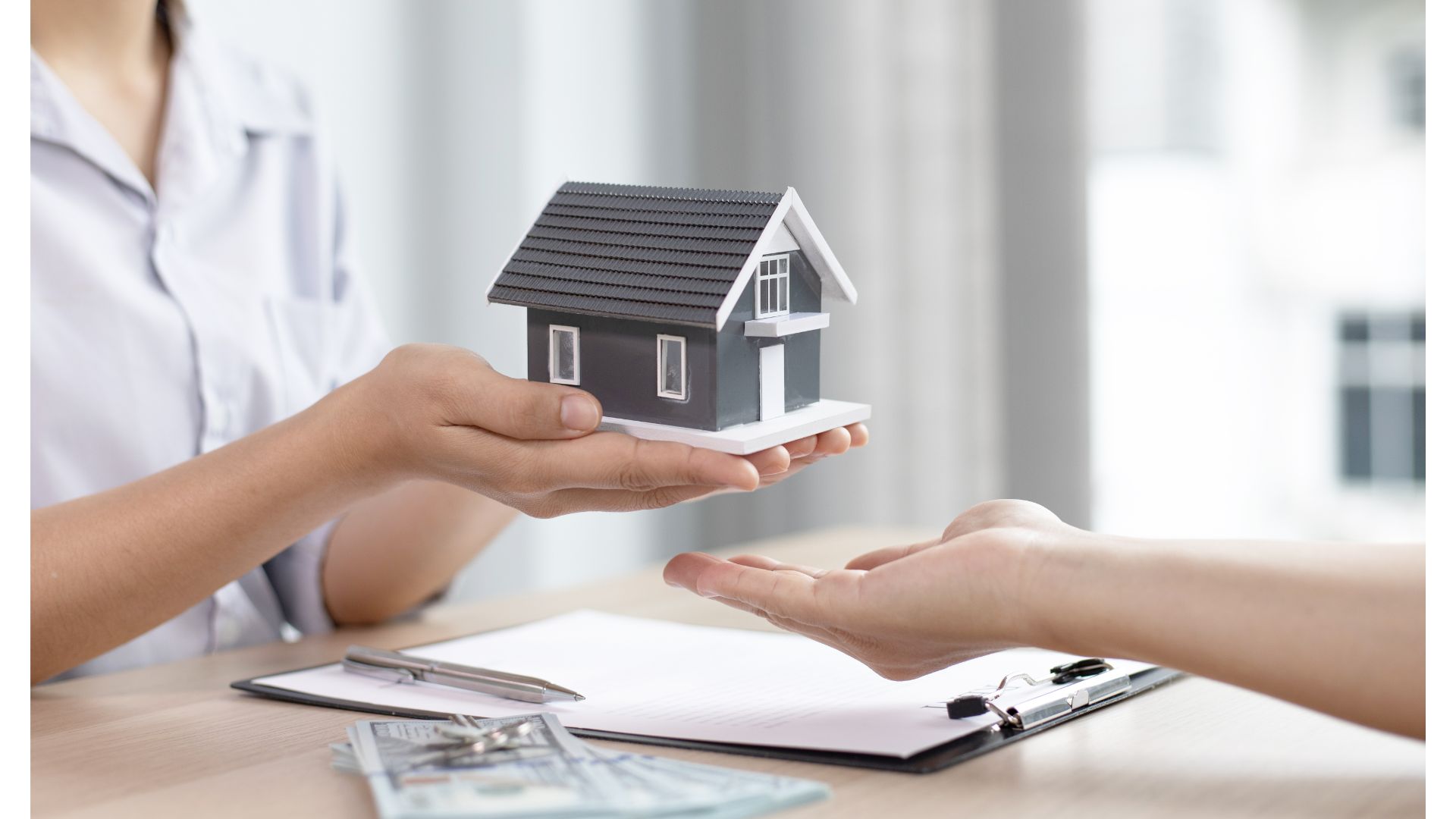 Buying a House in Europe Lawyer