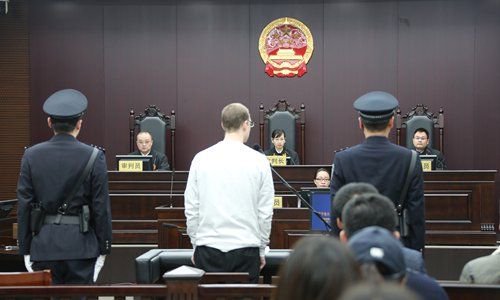 Un chino en los tribunales