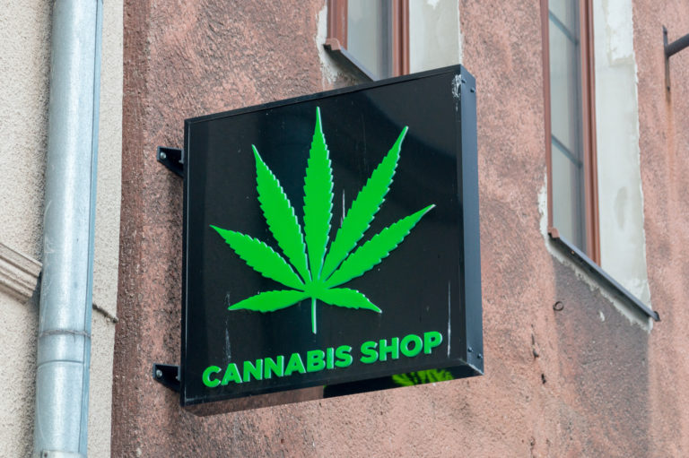 publicidad y marca de cannabis